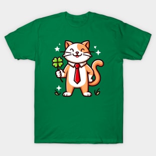 Cat Holding Shamrock for St Patricks Day T-Shirt